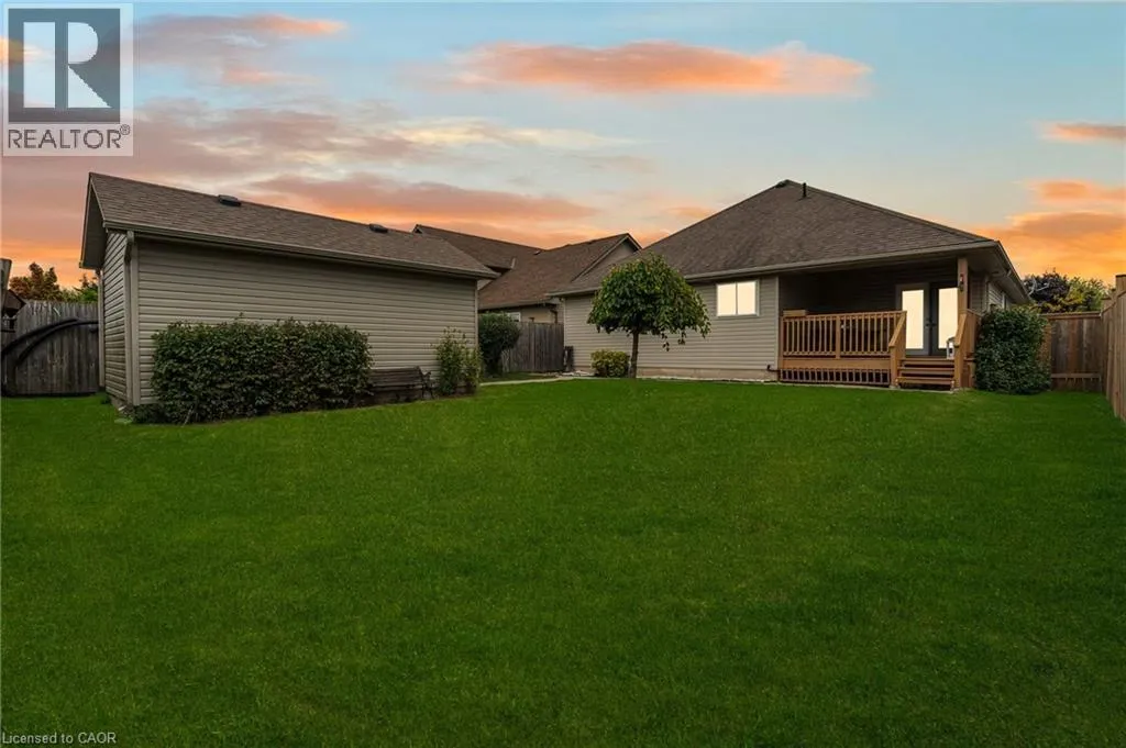 33 SARAH Crescent