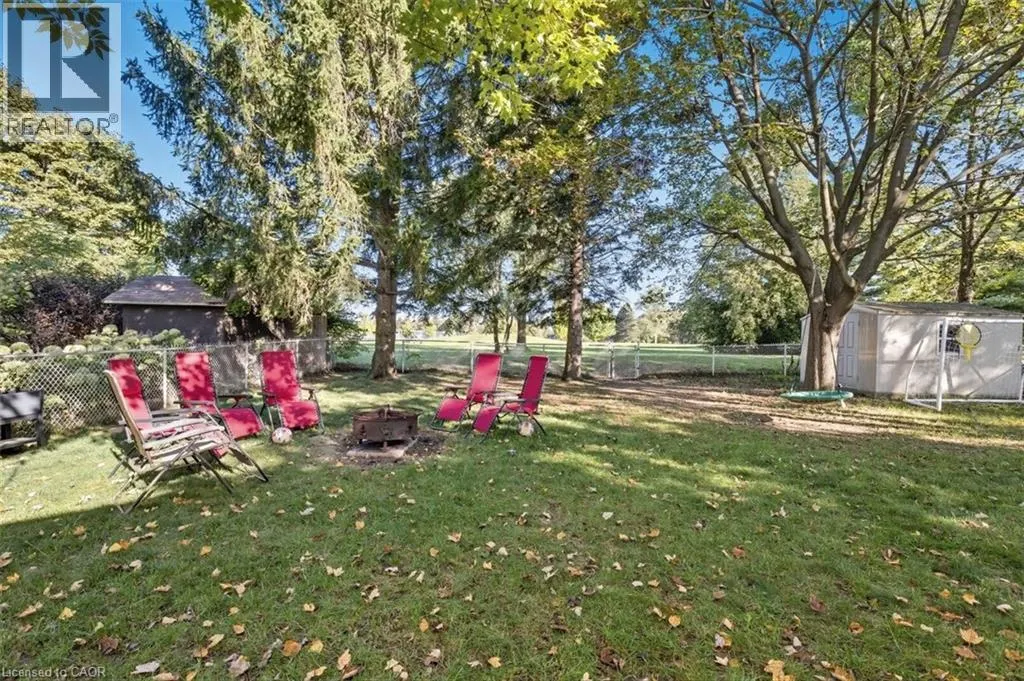 40 RENNIE Drive