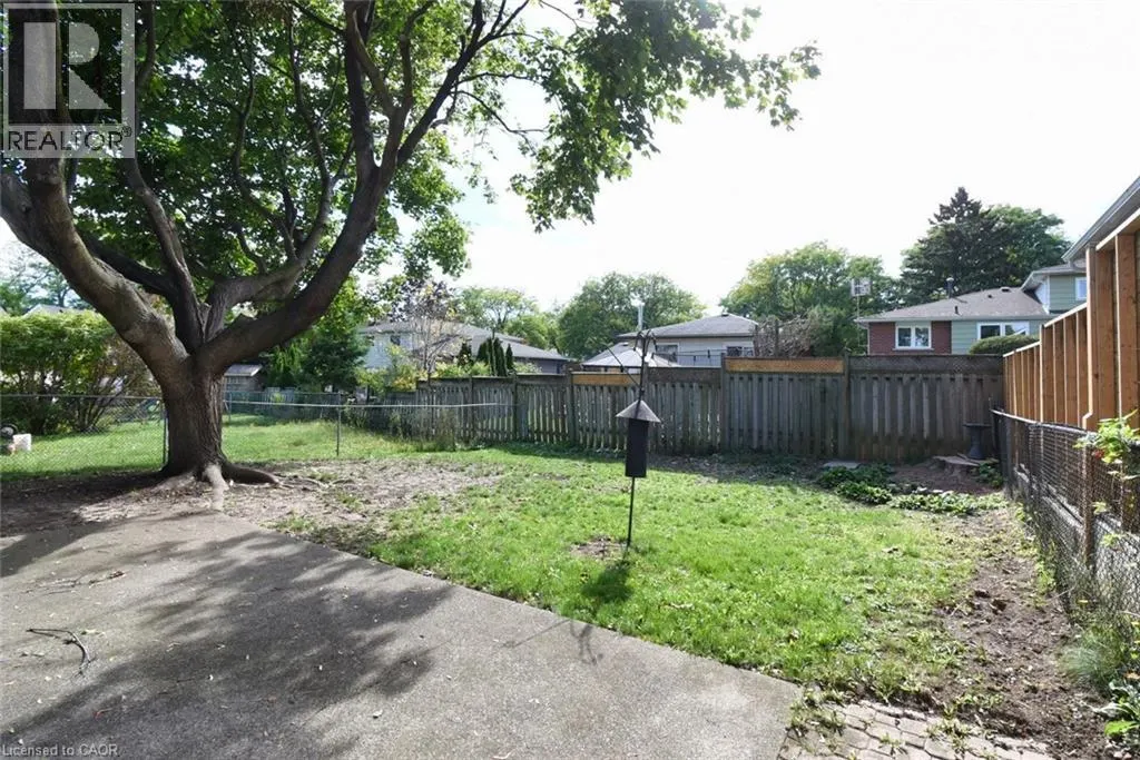 1327 JANINA Boulevard