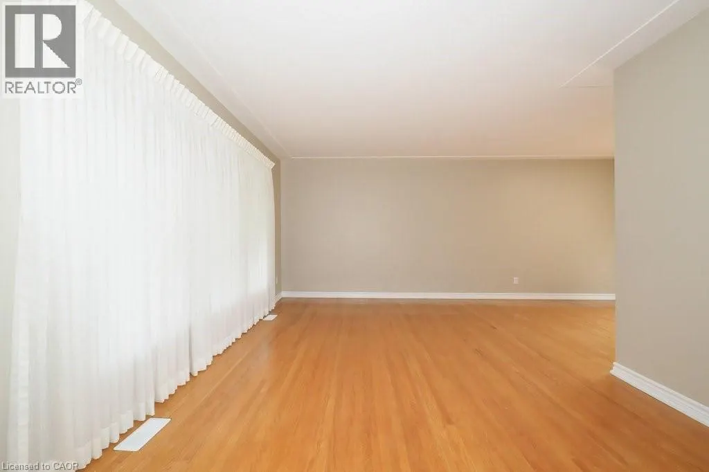 15 NIAGARA Road