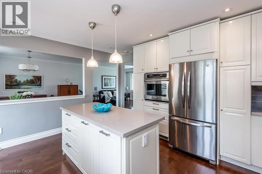 541 SANDMERE Place