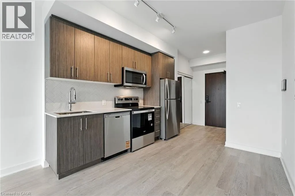 2782 BARTON Street E Unit# 1605, #1605