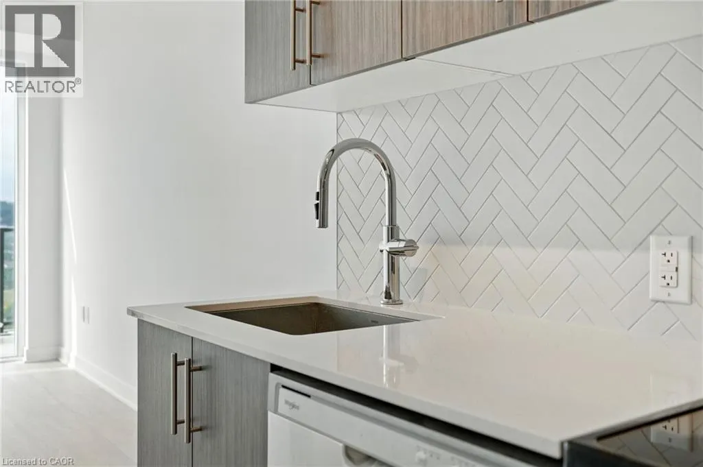 2782 BARTON Street E Unit# 1605, #1605
