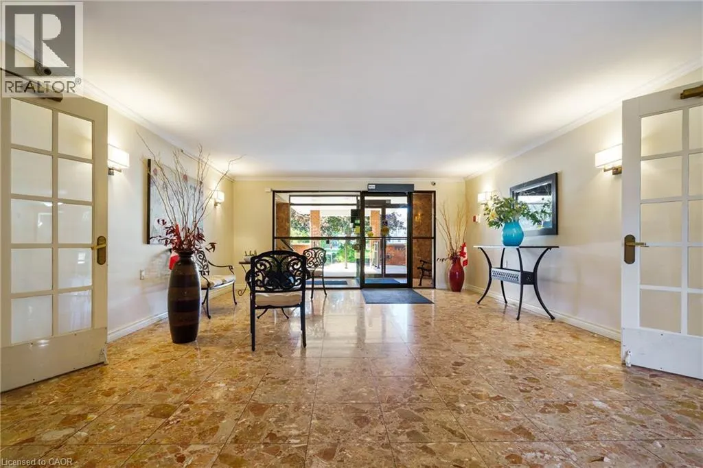 150 WILSON Street W Unit# 301, #301