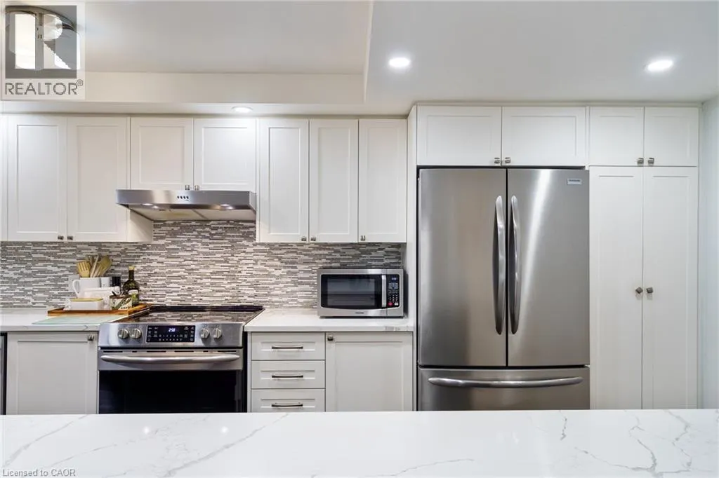 150 WILSON Street W Unit# 301, #301