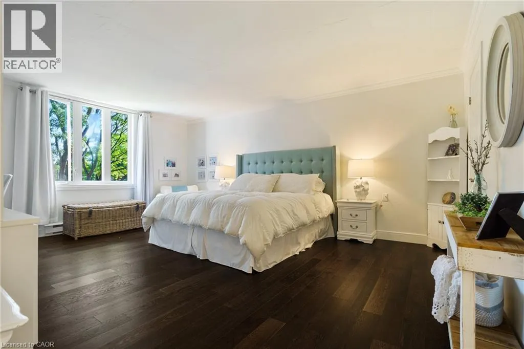 150 WILSON Street W Unit# 301, #301
