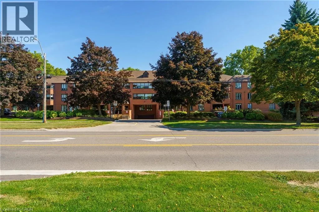 150 WILSON Street W Unit# 301, #301