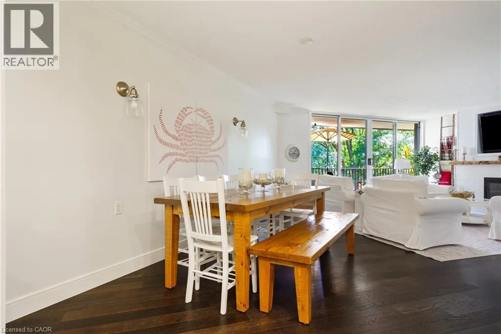 150 WILSON Street W Unit# 301, #301