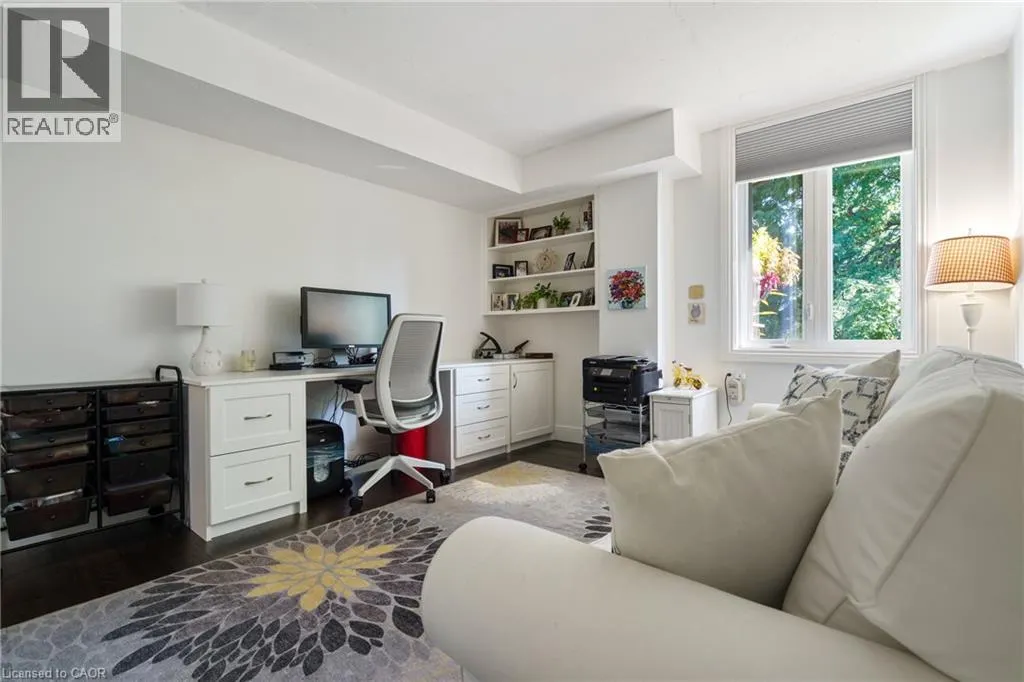150 WILSON Street W Unit# 301, #301