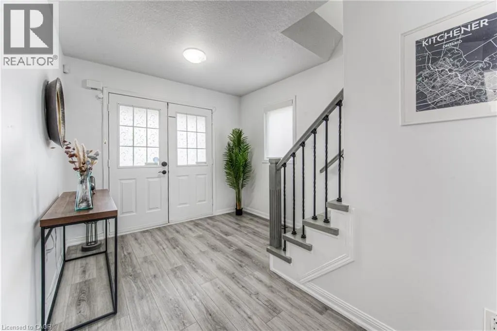 583 WINDFLOWER Crescent