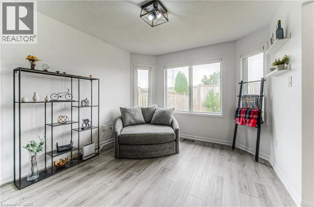 583 WINDFLOWER Crescent