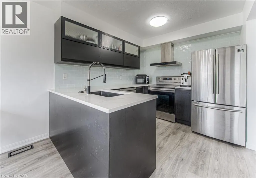 583 WINDFLOWER Crescent
