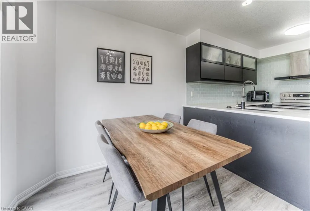 583 WINDFLOWER Crescent