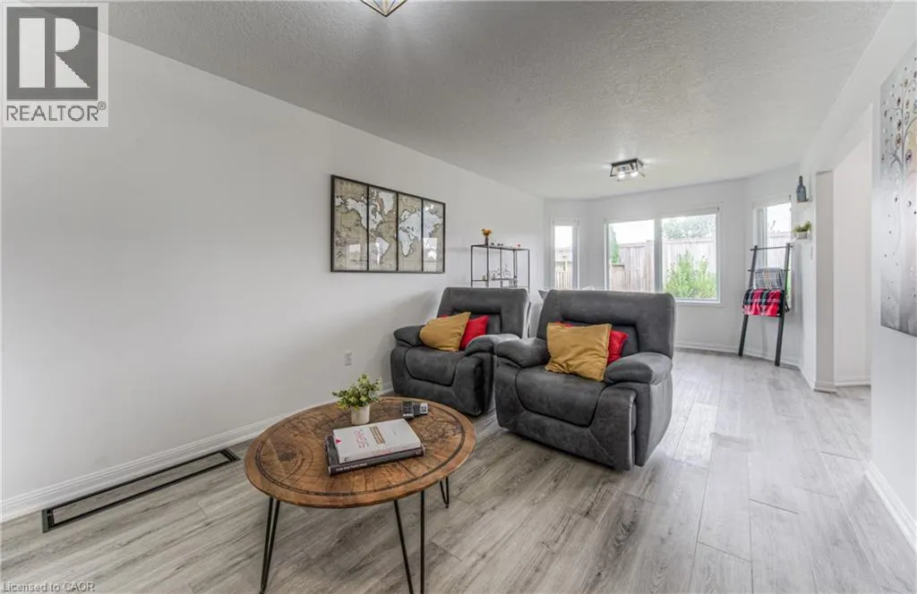 583 WINDFLOWER Crescent