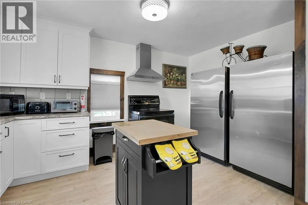 015193 GREY BRUCE Townline