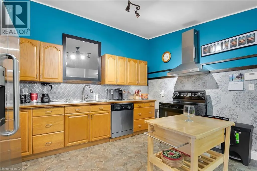 015193 GREY BRUCE Townline