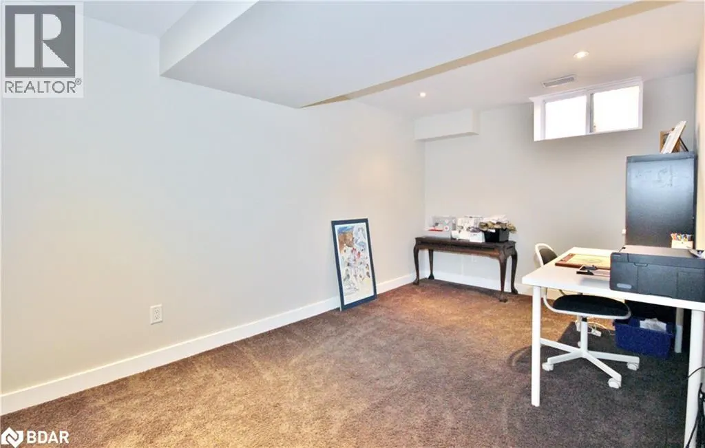 1084 WINNIFRED Court