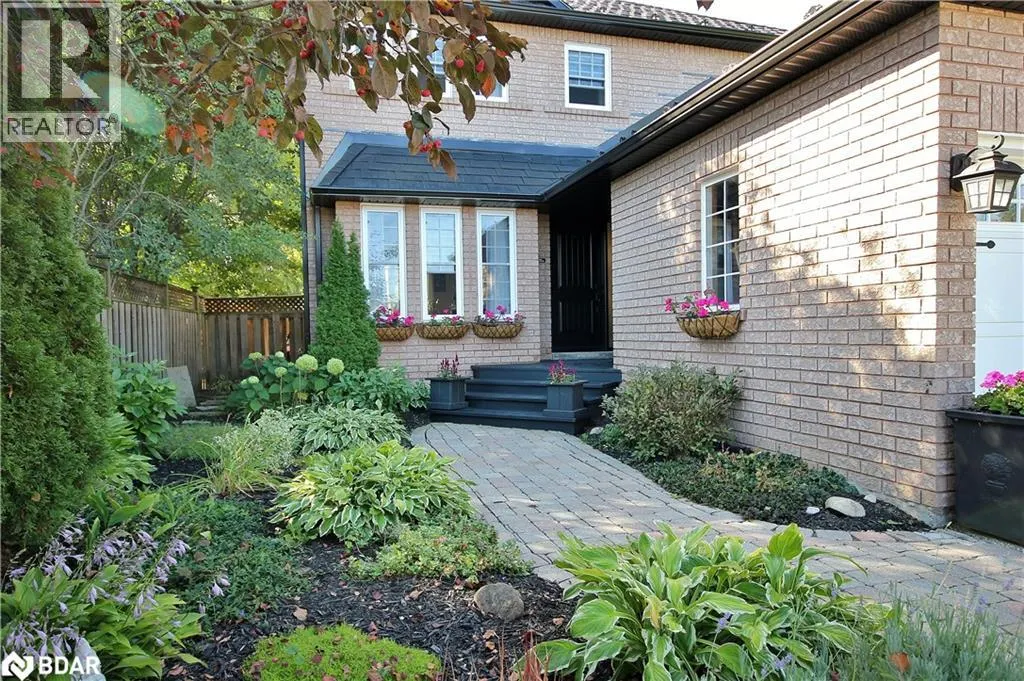 1084 WINNIFRED Court