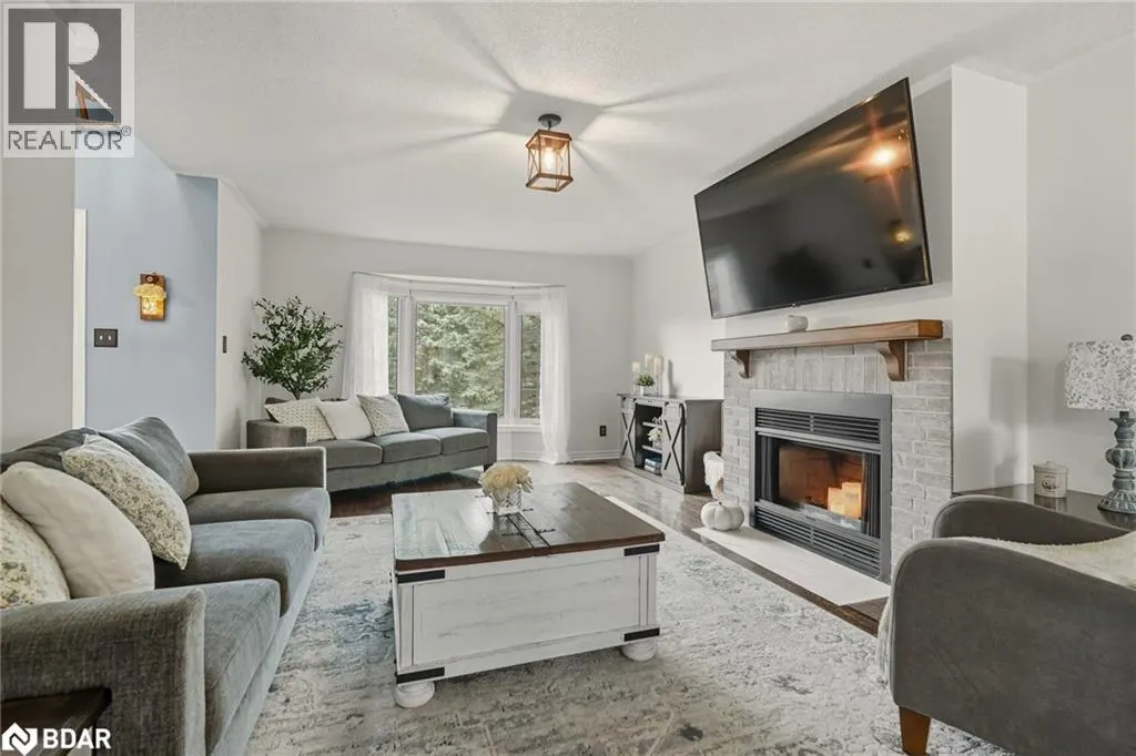 99 HIGHLAND Drive