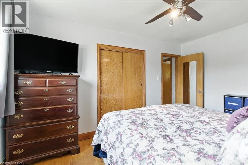 10 RIVERVIEW Boulevard