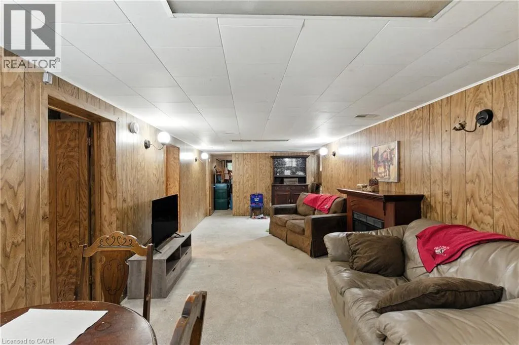 10 RIVERVIEW Boulevard