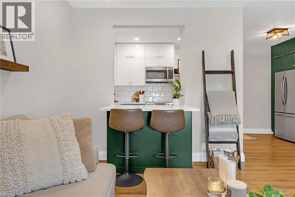 37 MERICOURT Road Unit# 208, #208