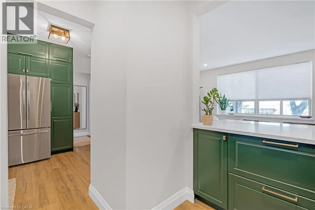 37 MERICOURT Road Unit# 208, #208