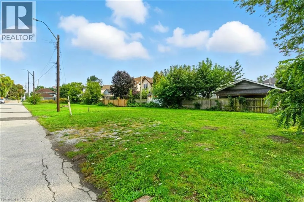 10 KNAPMANS Drive