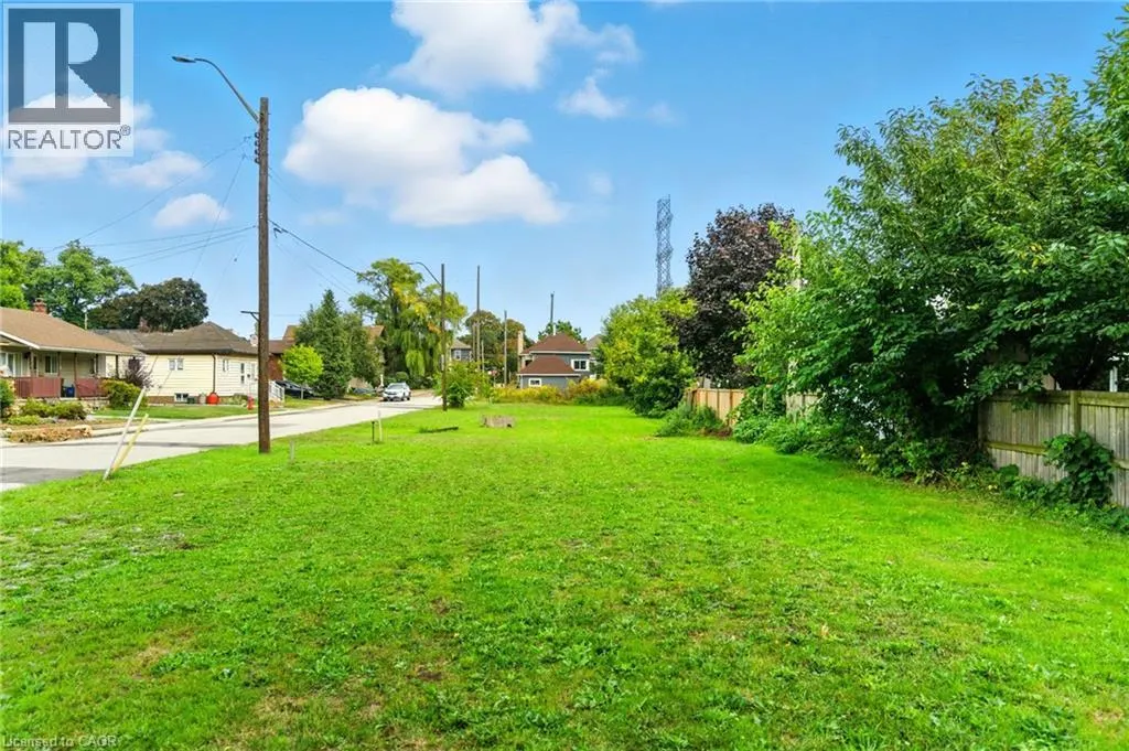 10 KNAPMANS Drive