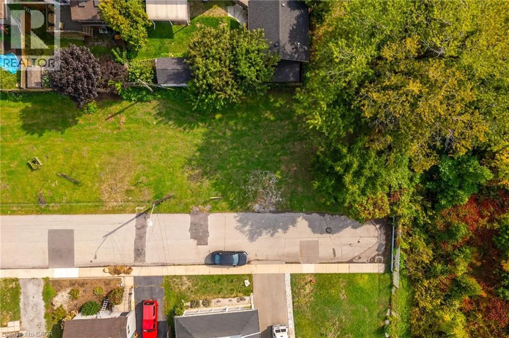 10 KNAPMANS Drive