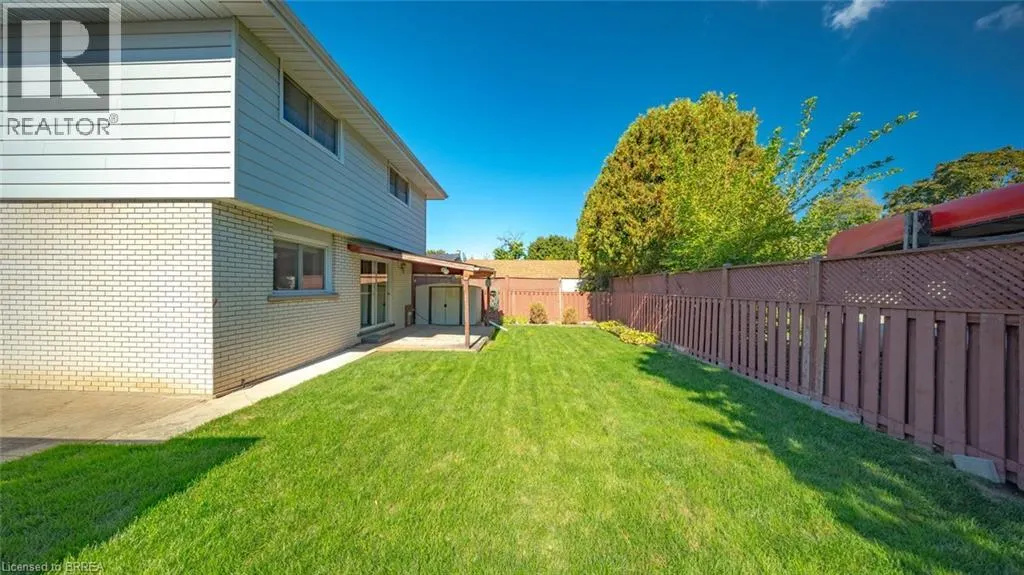 15 ACORN Lane