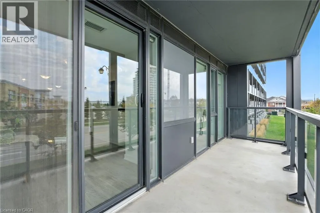 3210 DAKOTA Common Unit# A220, #A220