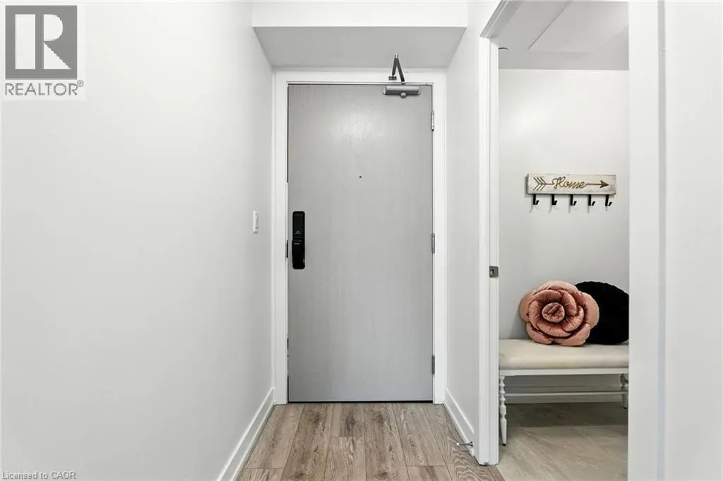 3210 DAKOTA Common Unit# A220, #A220