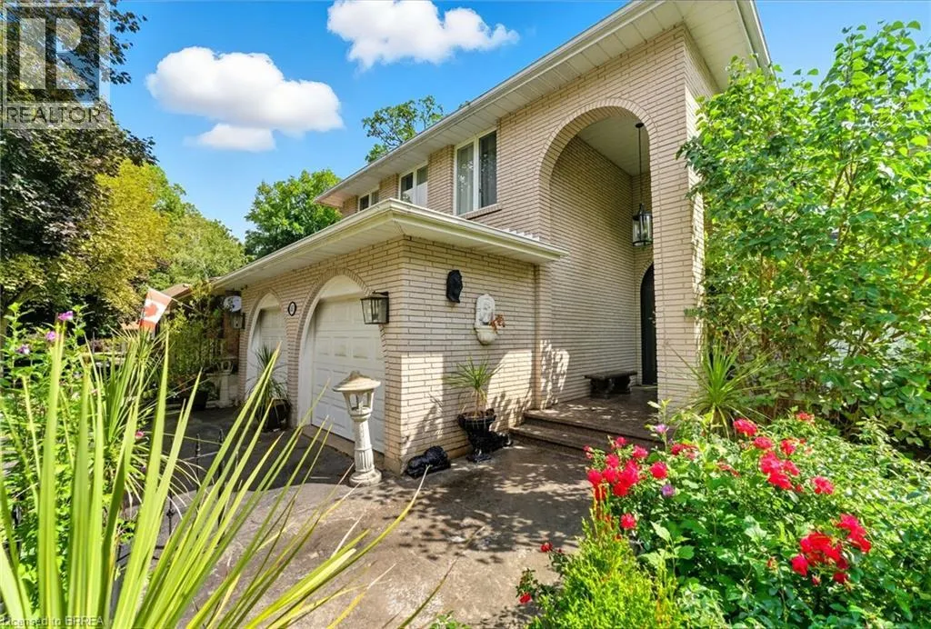 267 MEMORIAL Drive