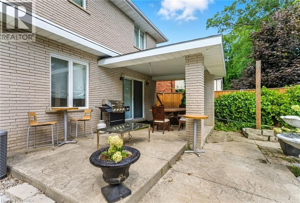 267 MEMORIAL Drive