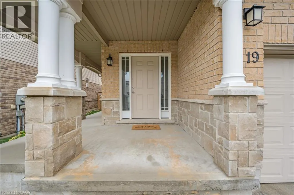 19 COX Street