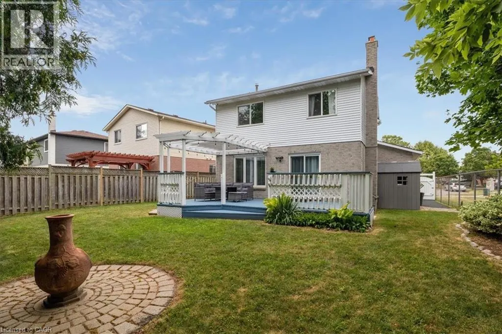 22 MERRITT Crescent
