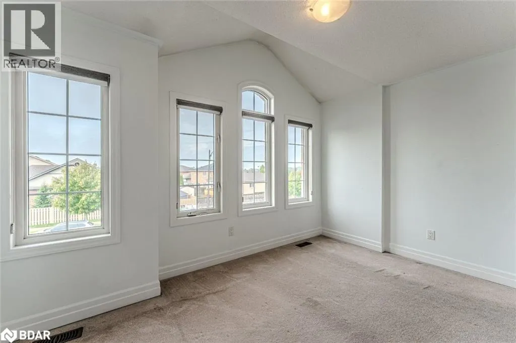 17 WAGNER Crescent Unit# Upper, #Upper