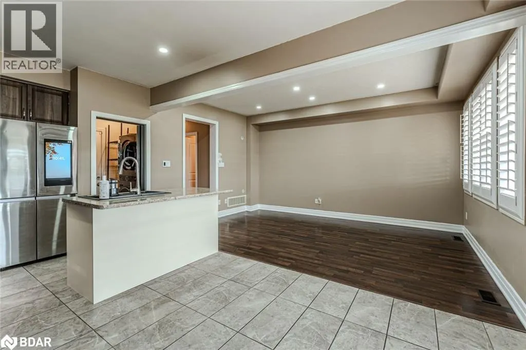 17 WAGNER Crescent Unit# Upper, #Upper