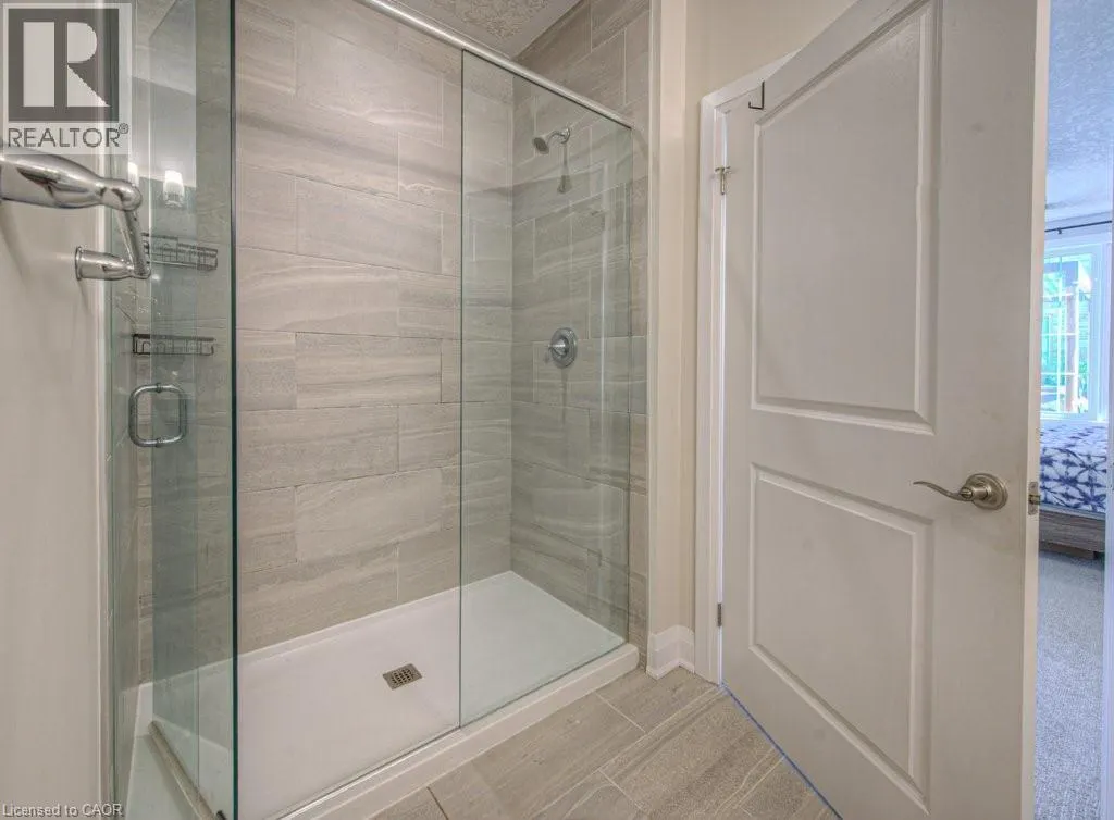 286 TALL GRASS Crescent