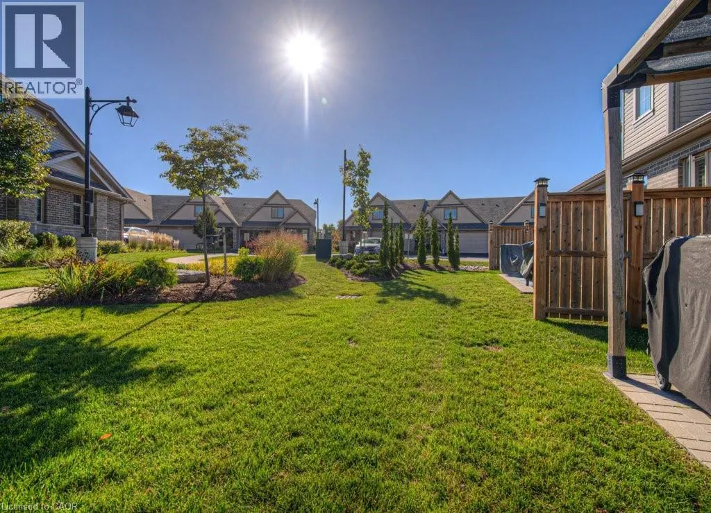 286 TALL GRASS Crescent