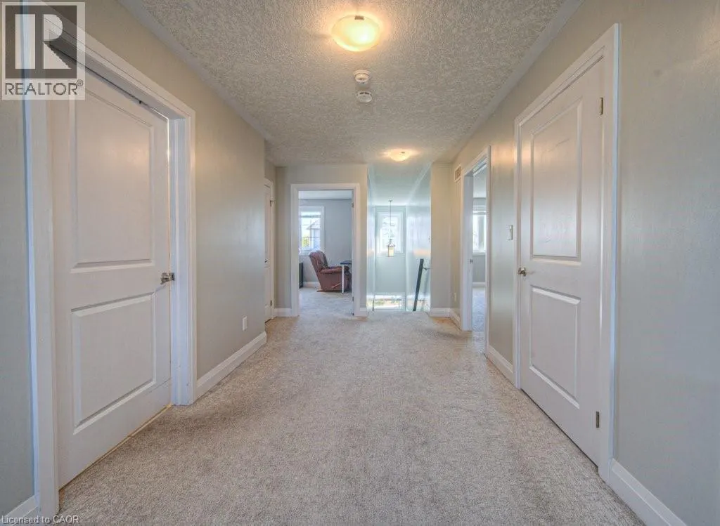 286 TALL GRASS Crescent