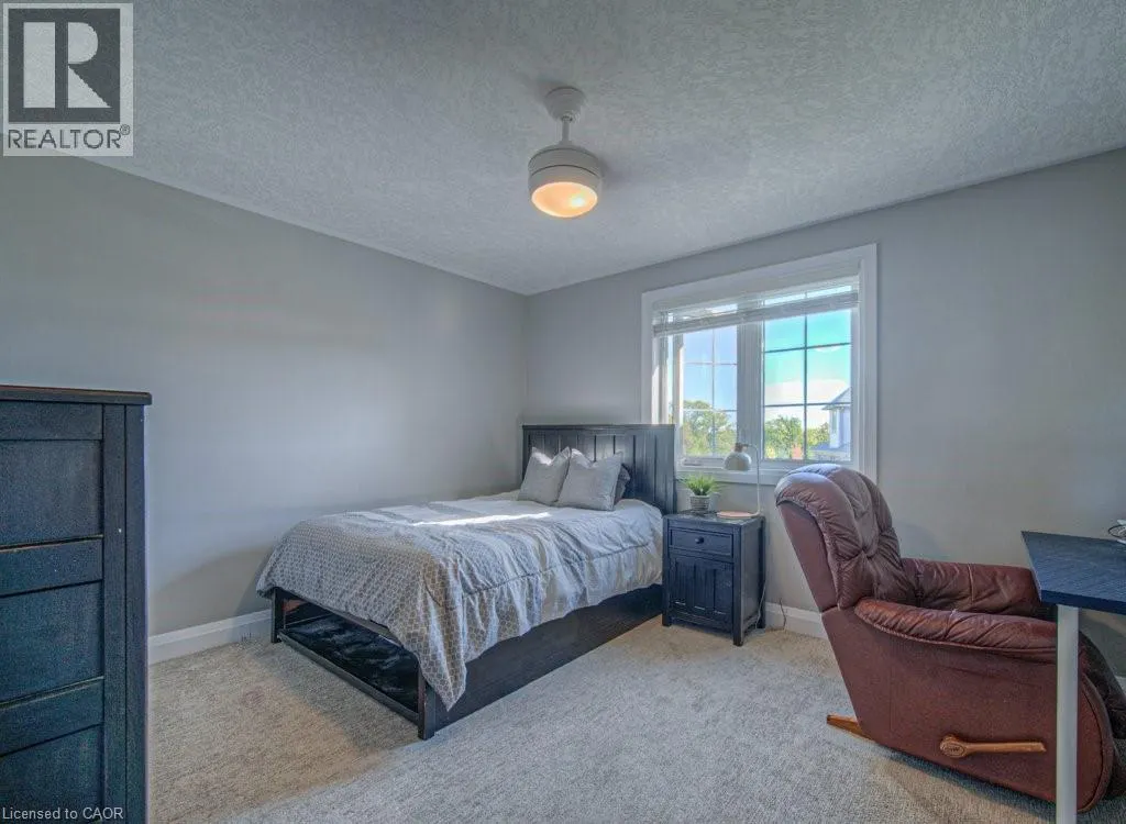 286 TALL GRASS Crescent