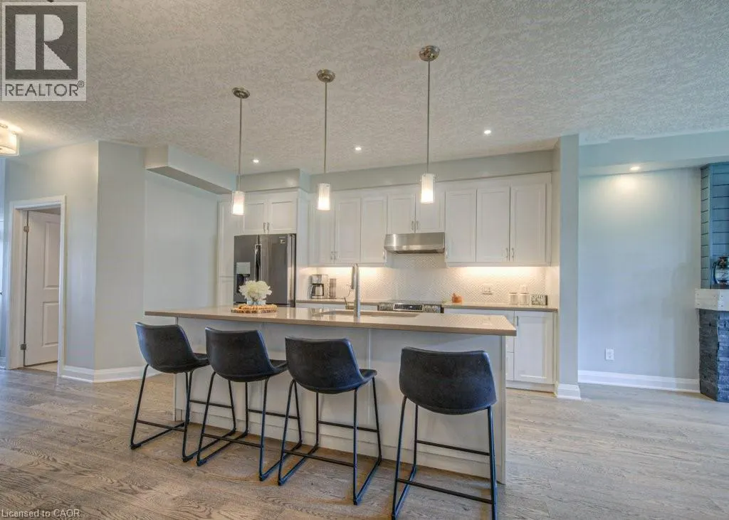 286 TALL GRASS Crescent