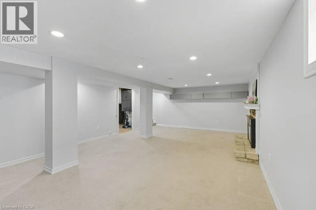 67 DESCHENE Avenue