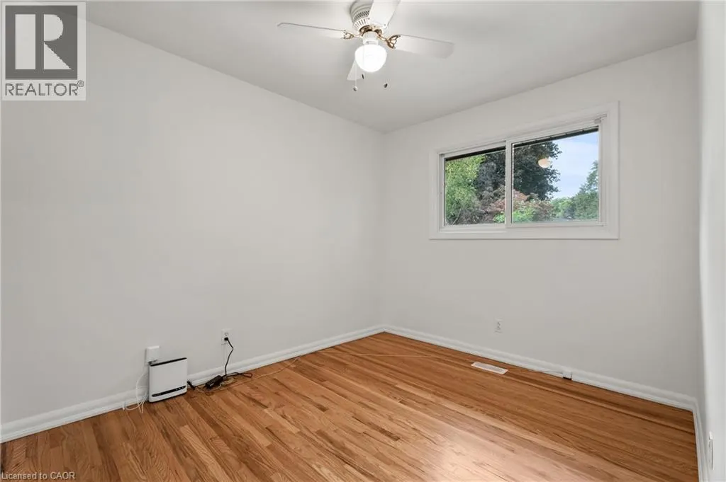 98 LAURIER Avenue