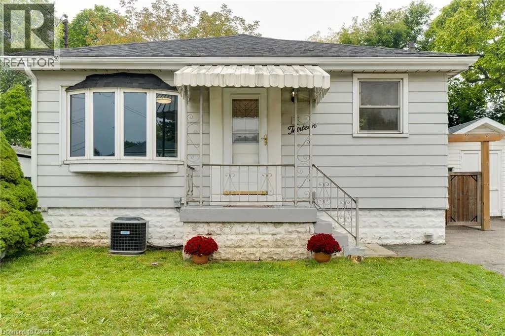 13 DAVID Avenue