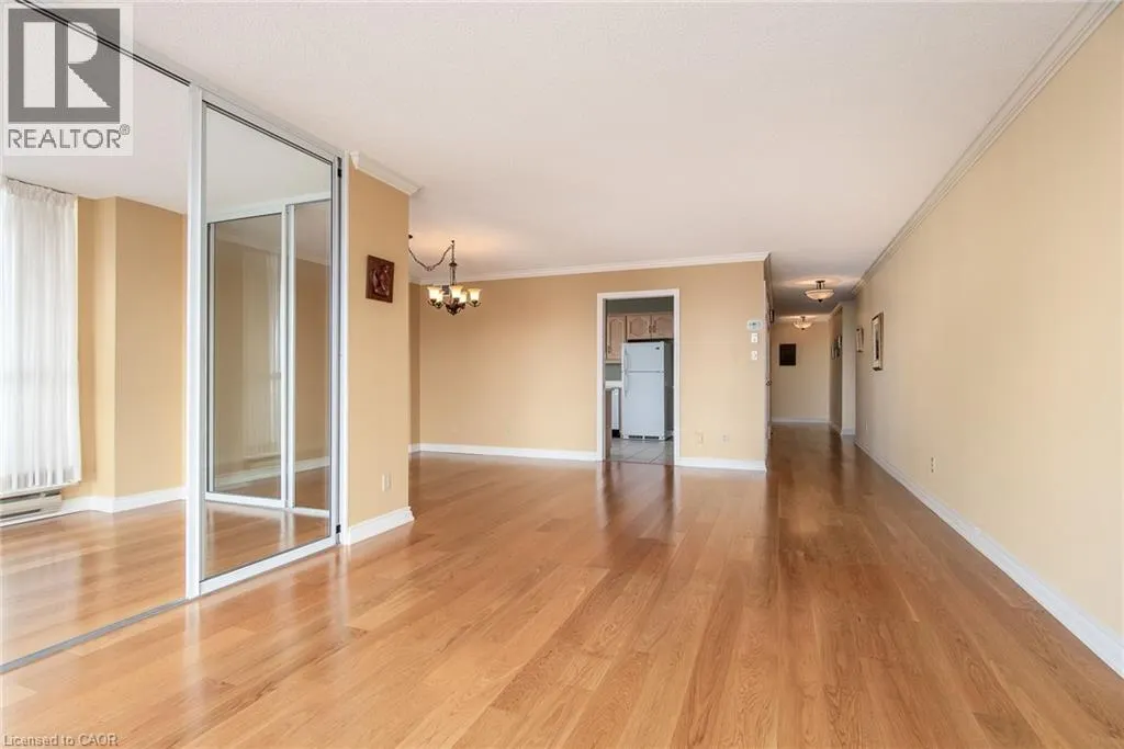 2 LANCASTER Street E Unit# 504, #504