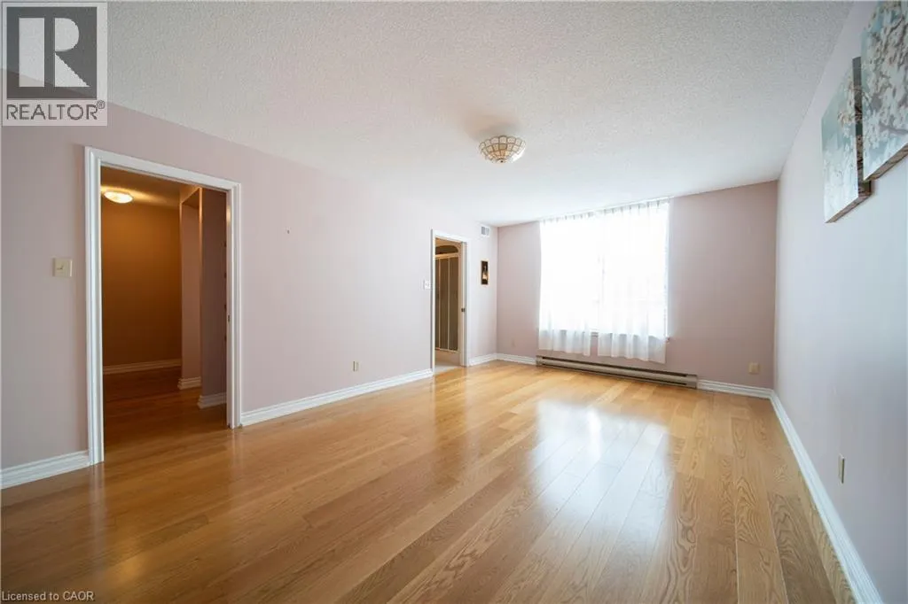 2 LANCASTER Street E Unit# 504, #504