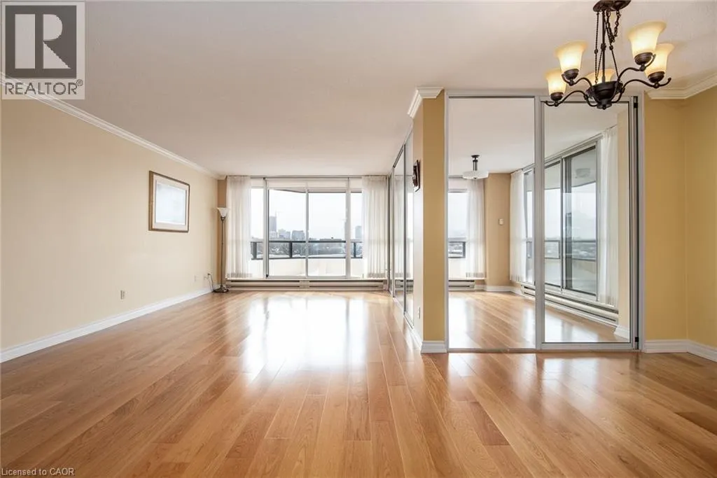 2 LANCASTER Street E Unit# 504, #504